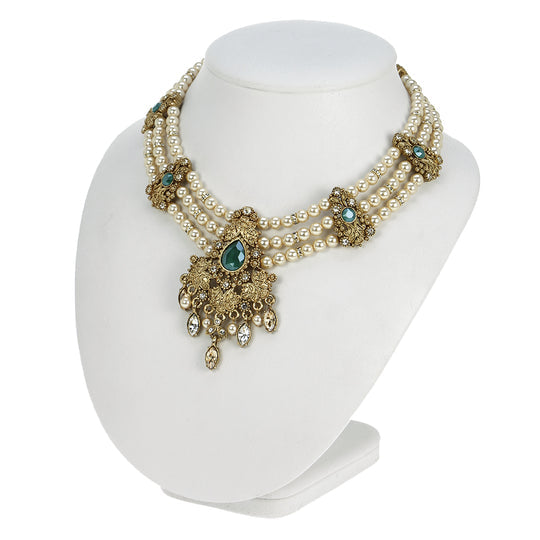 Nilaan Necklace